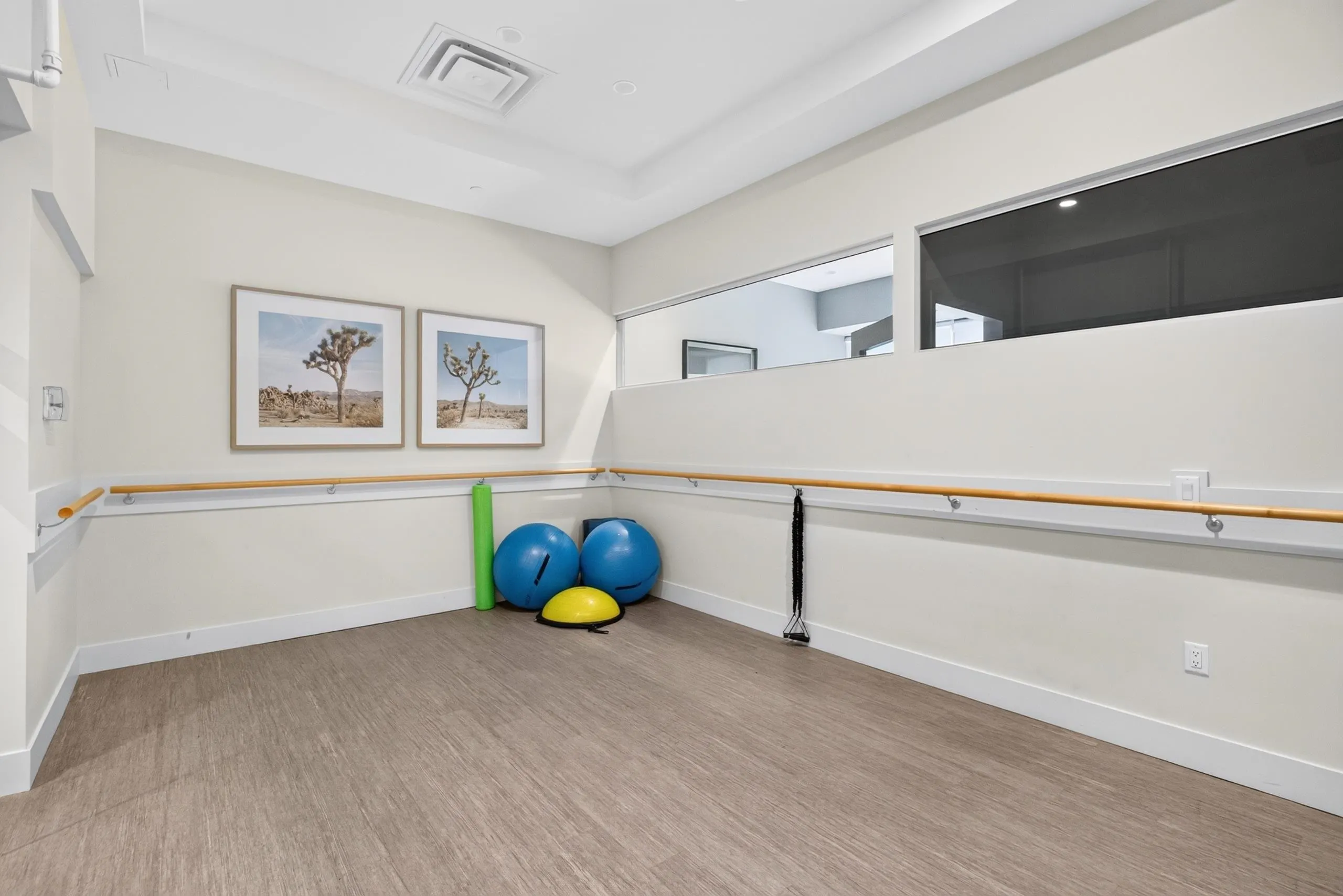 1588 Johnston Road #2404
