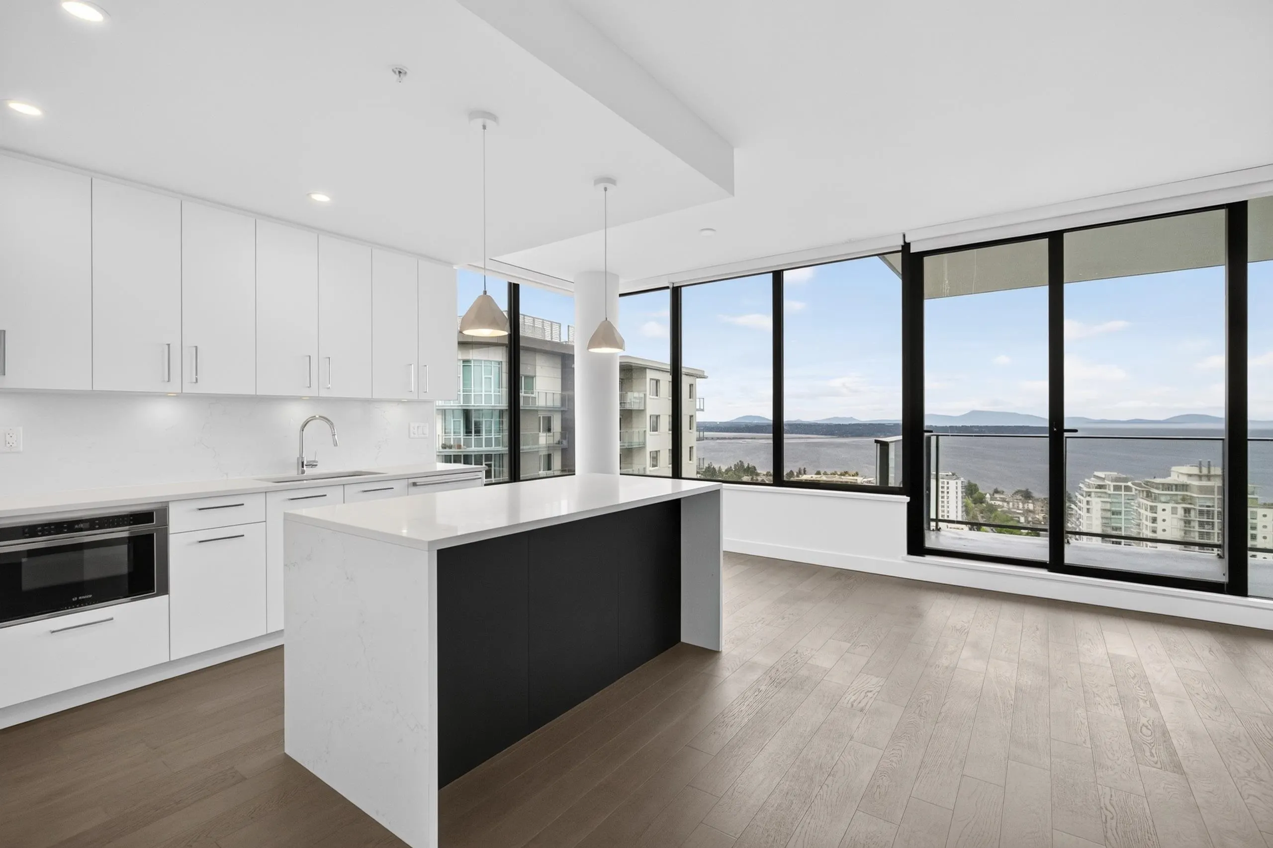 1588 Johnston Road #2404