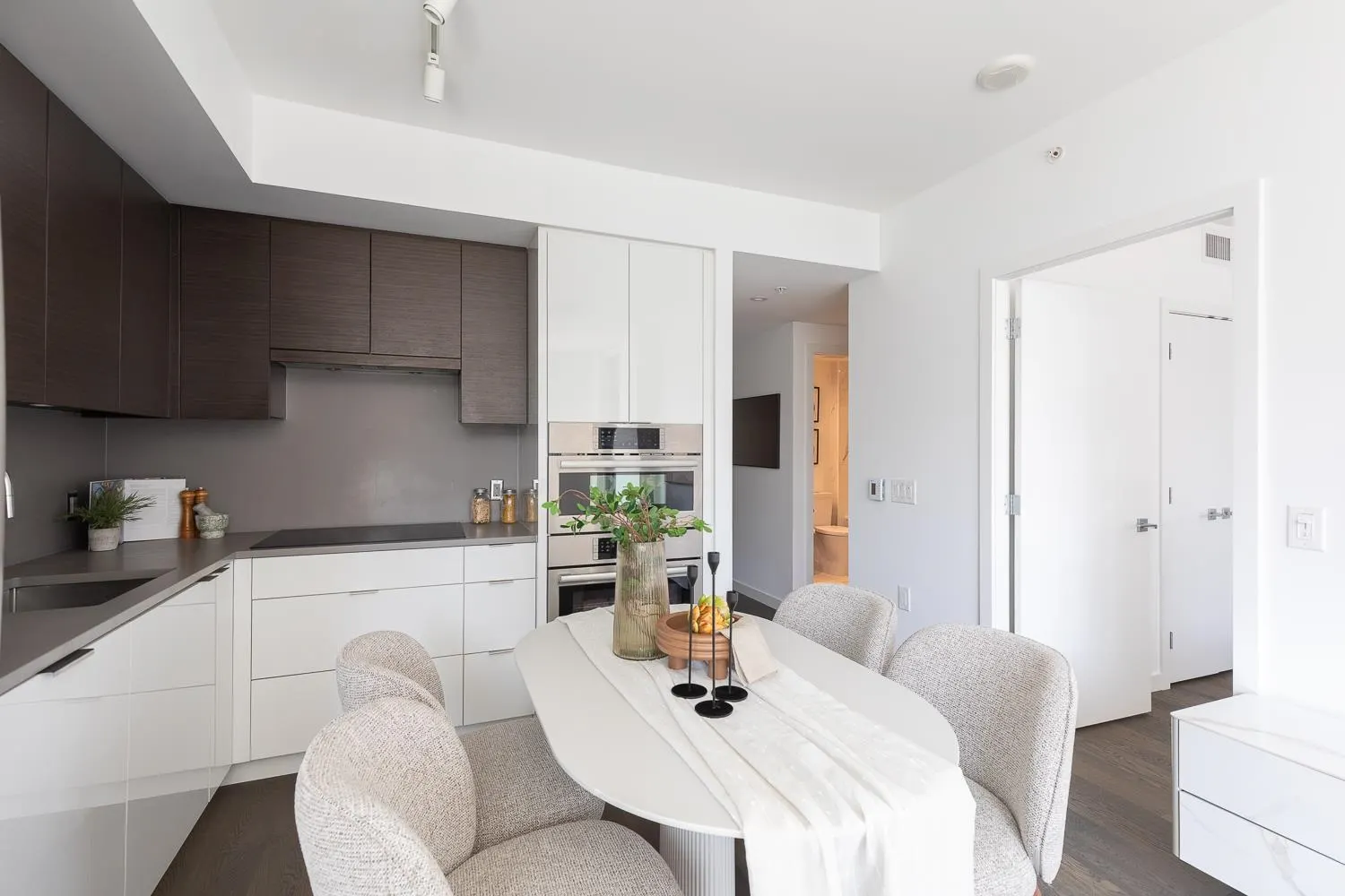 1678 Pullman Porter Street #607