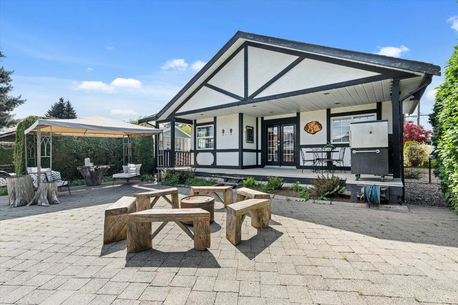 6464 Reid Road