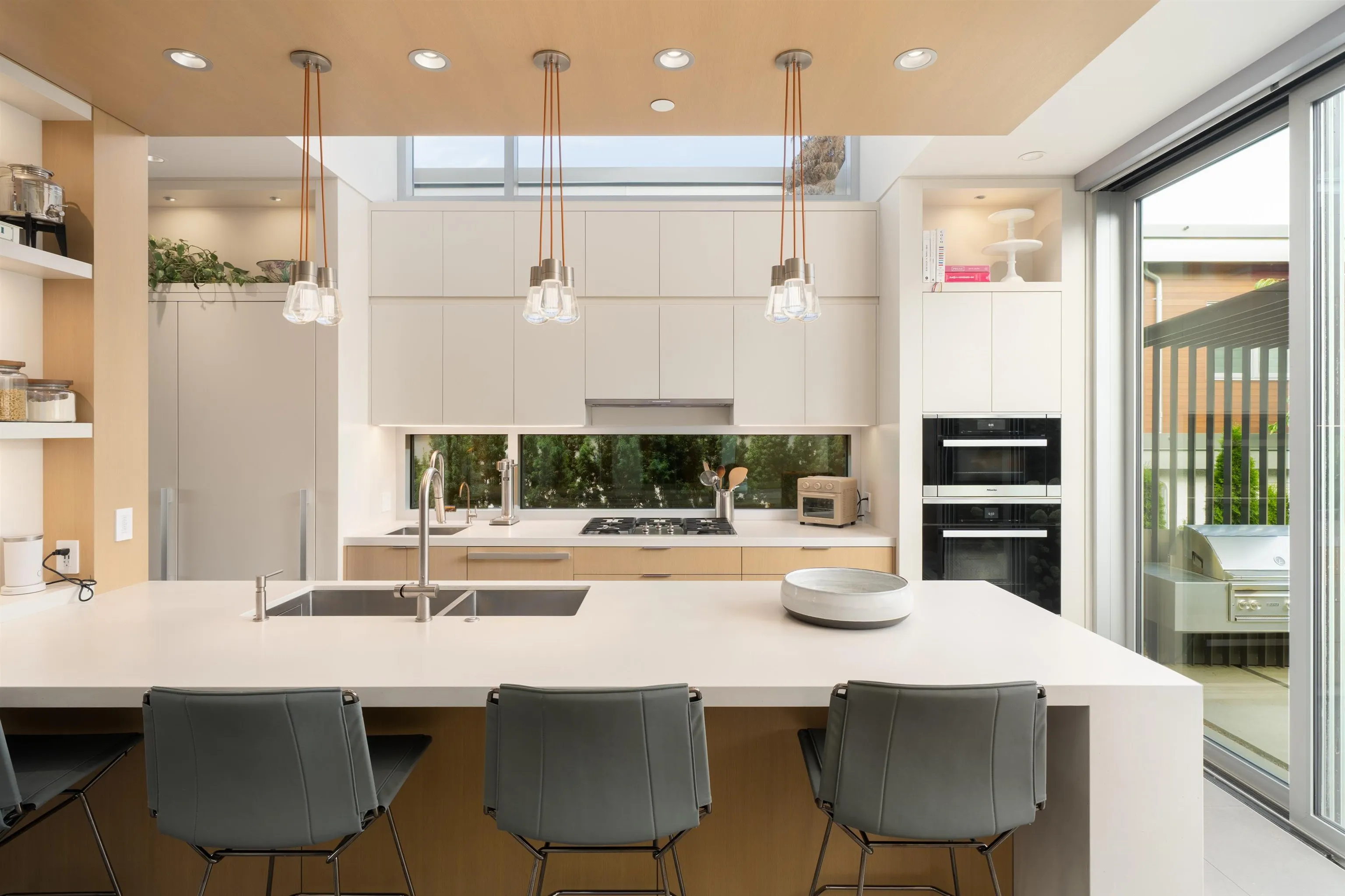3250 W 20th Avenue