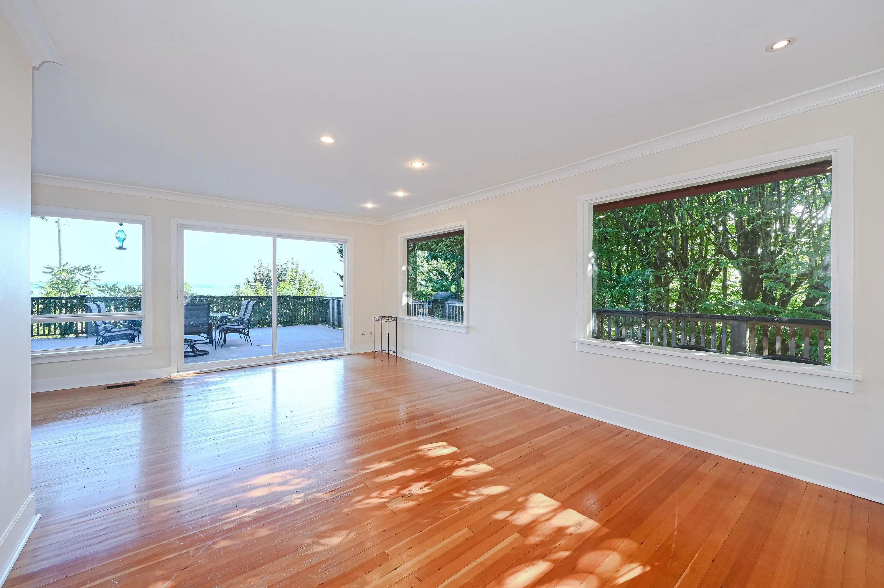 14249 Marine Drive