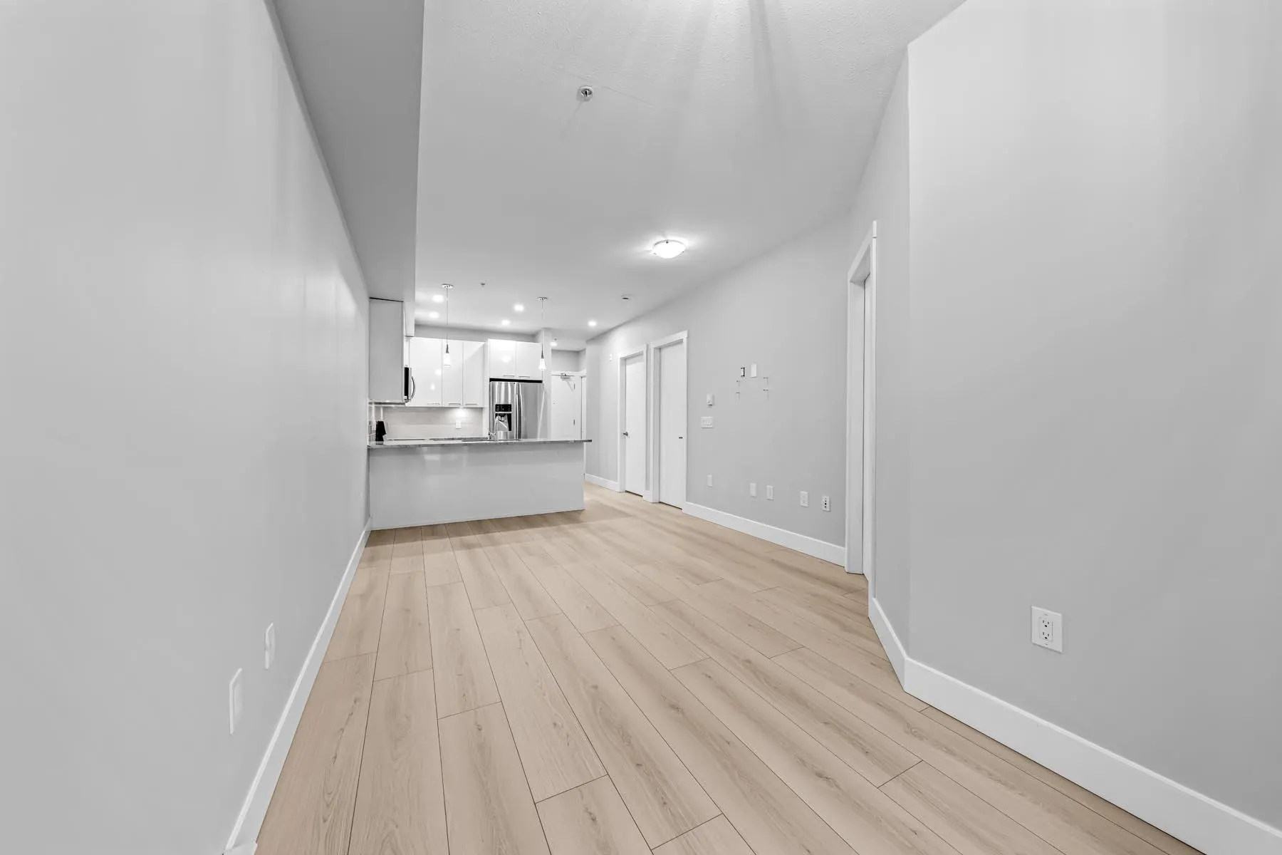 20175 53 Avenue #208