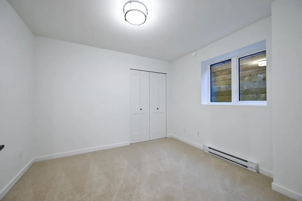20839 35 Avenue