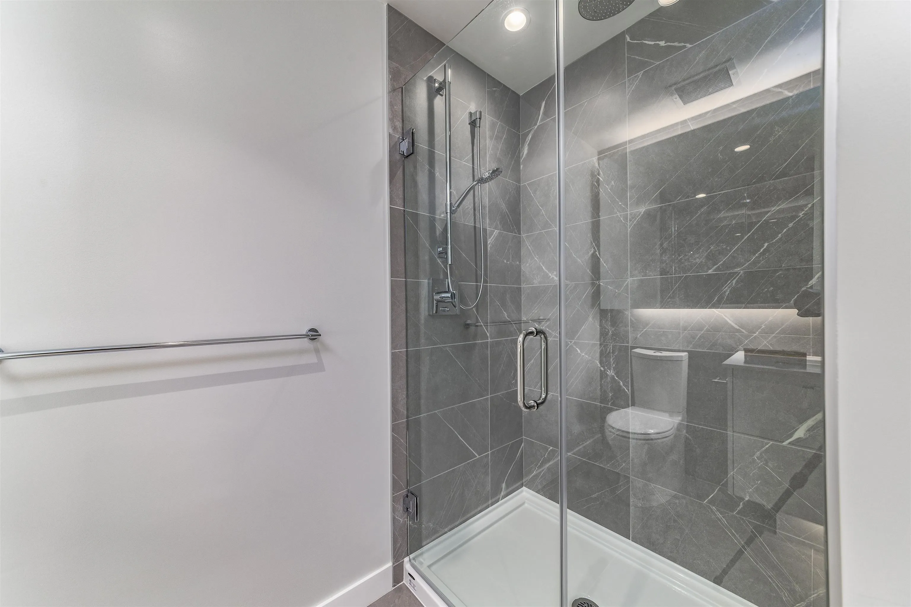 5380 Crooked Branch Road #301
