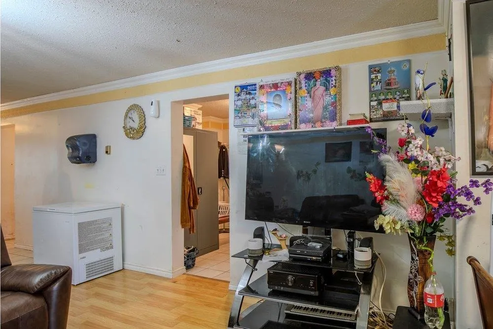 7479 Holly Street #7477
