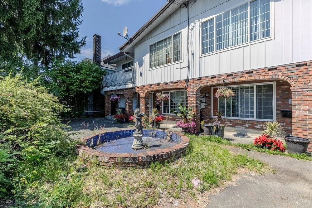7479 Holly Street #7477