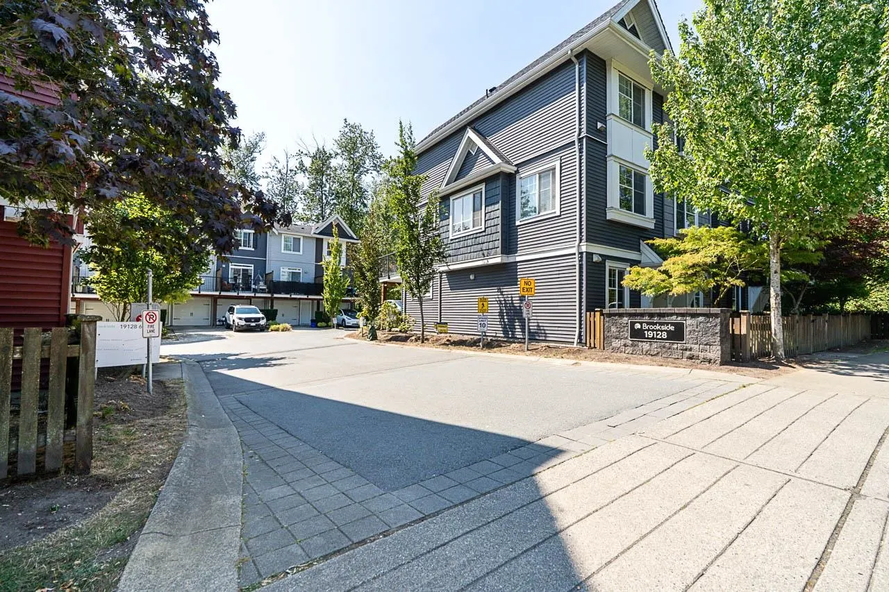 19128 65 Avenue #54