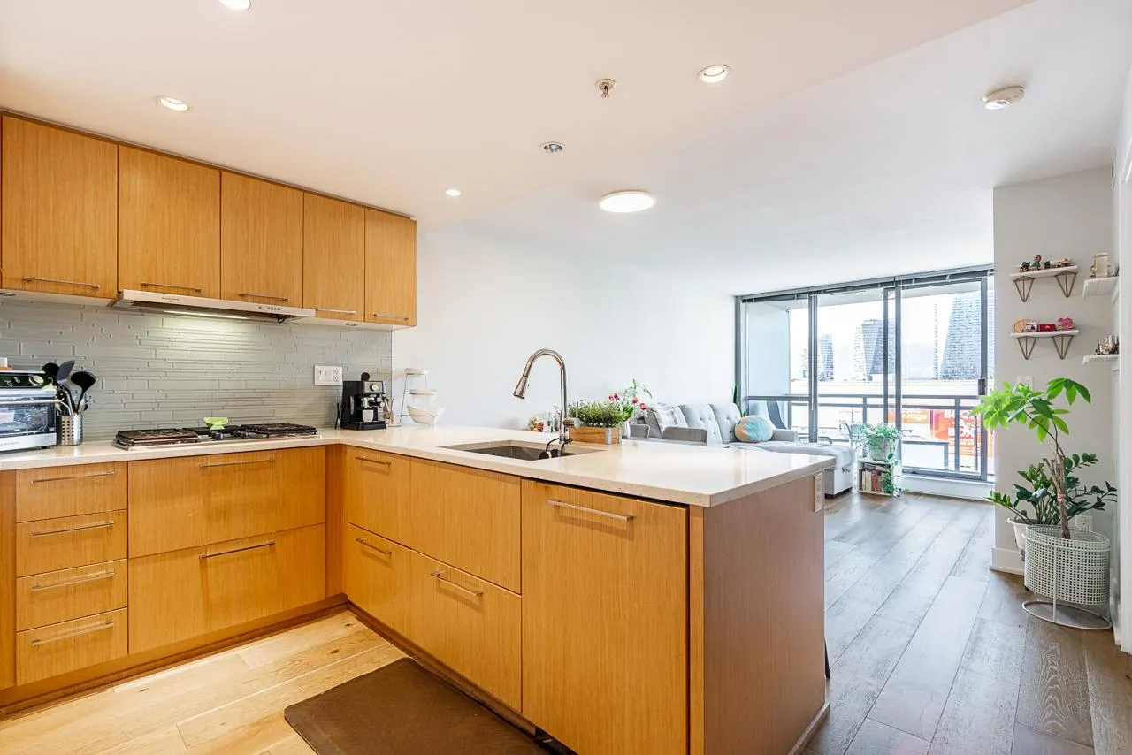 1680 W 4th Avenue #409