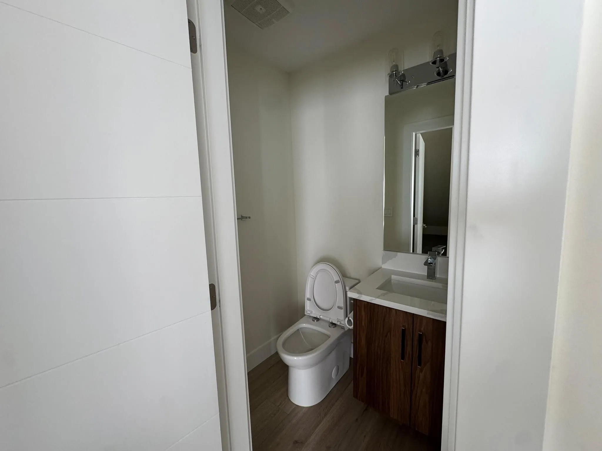 9652 162a Street #49