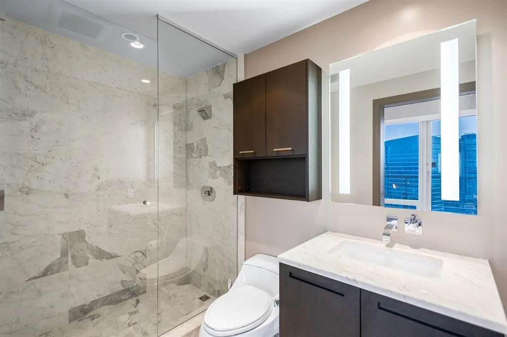 1011 W Cordova Street #4103