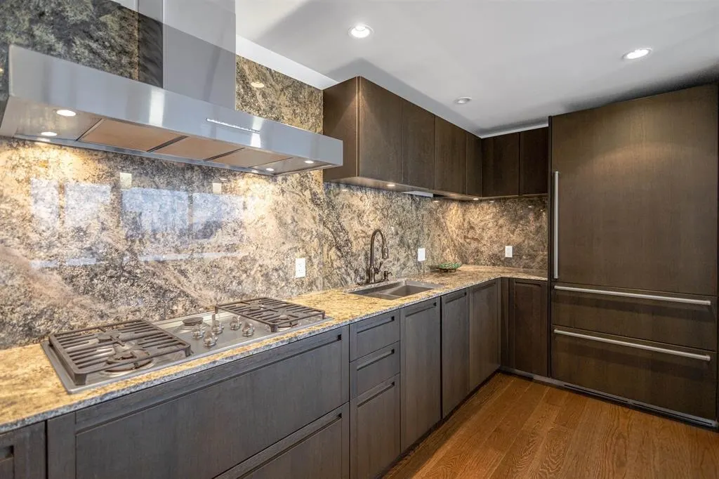 1011 W Cordova Street #4103
