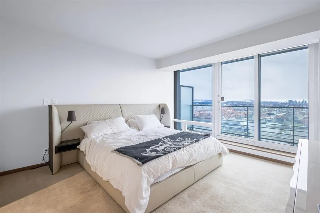 1011 W Cordova Street #4103