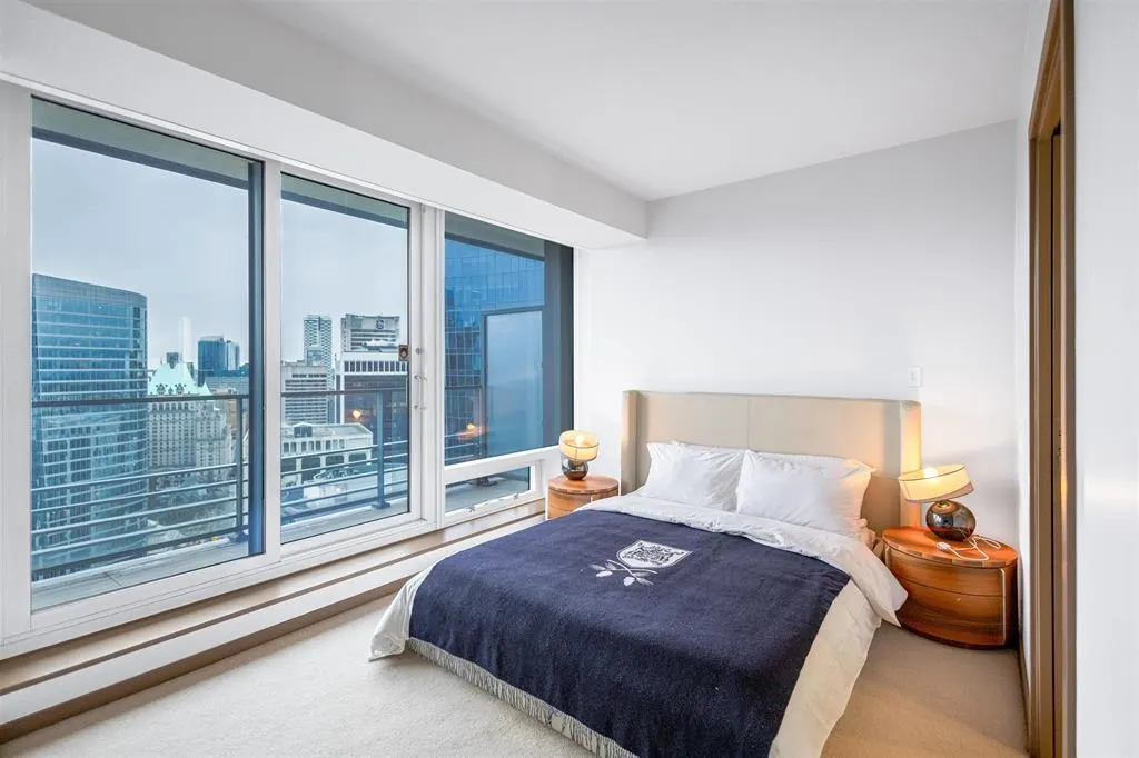 1011 W Cordova Street #4103