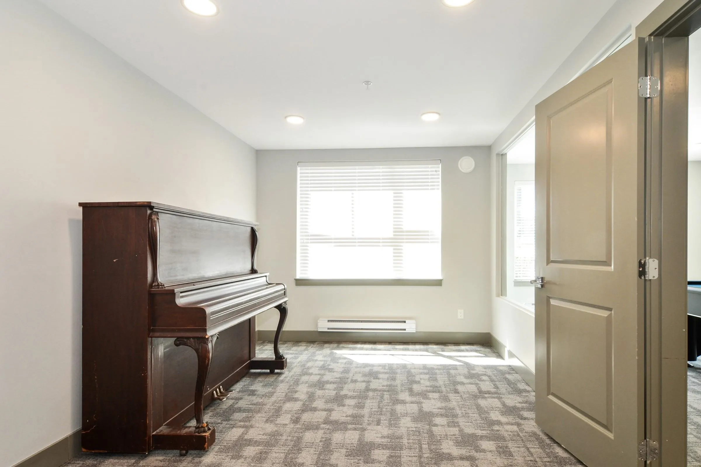 22136 49 Avenue #106