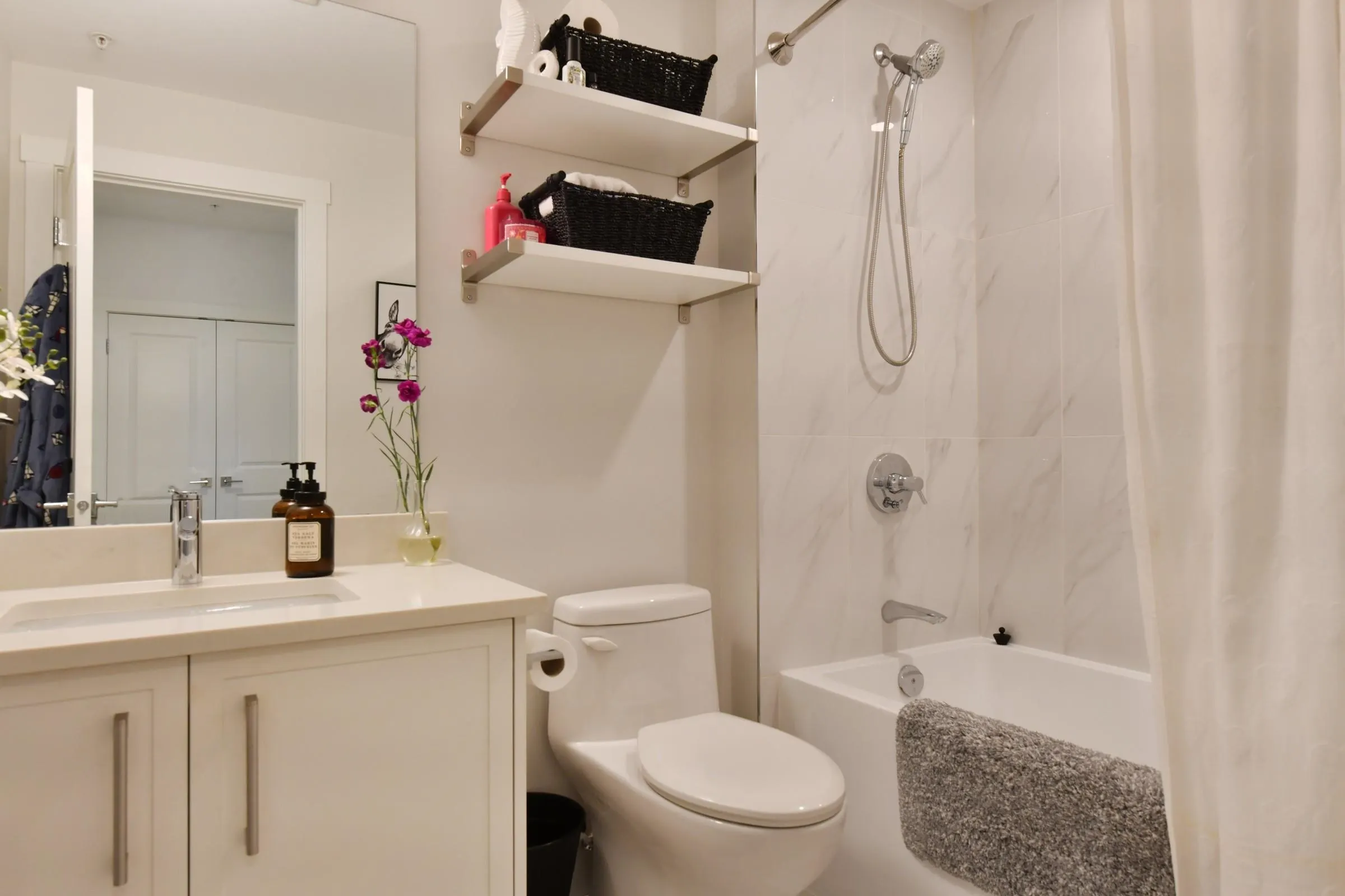 22136 49 Avenue #106