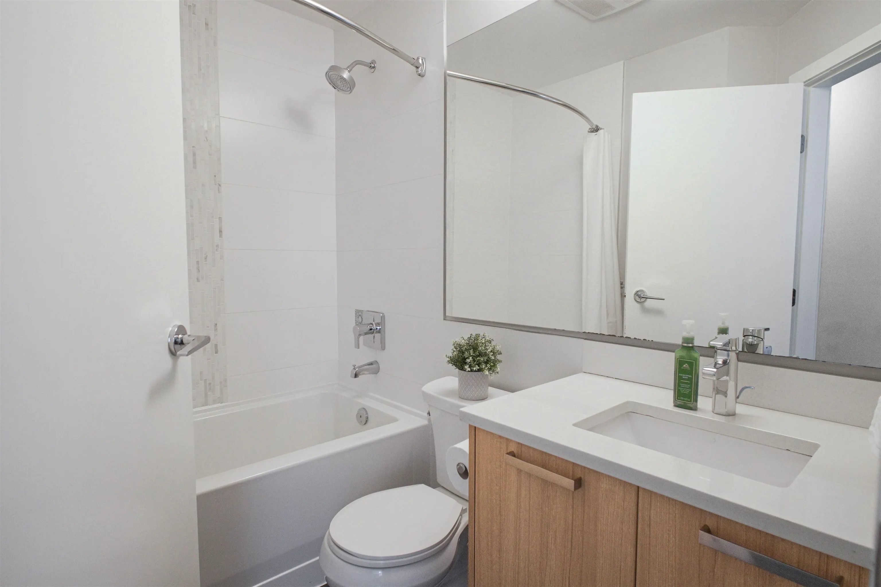 15388 105 Avenue #406