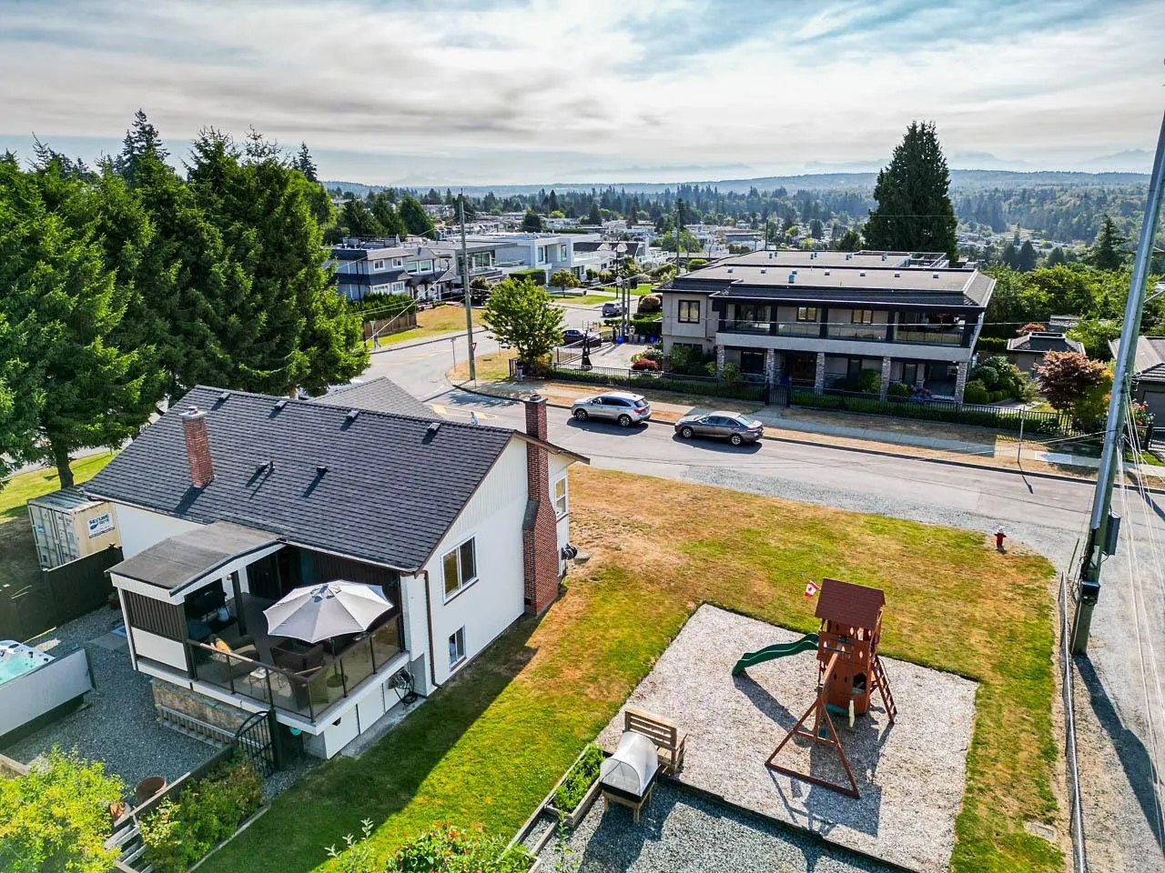 1033 Cypress Street