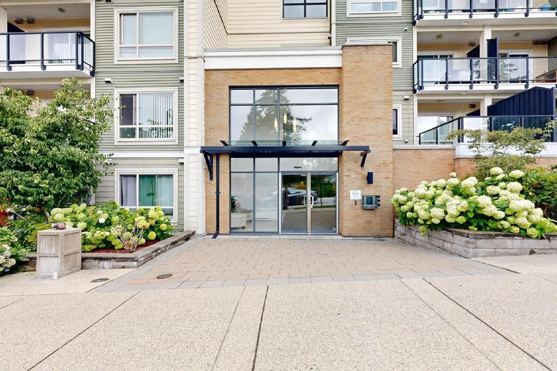 13789 107a Avenue #425