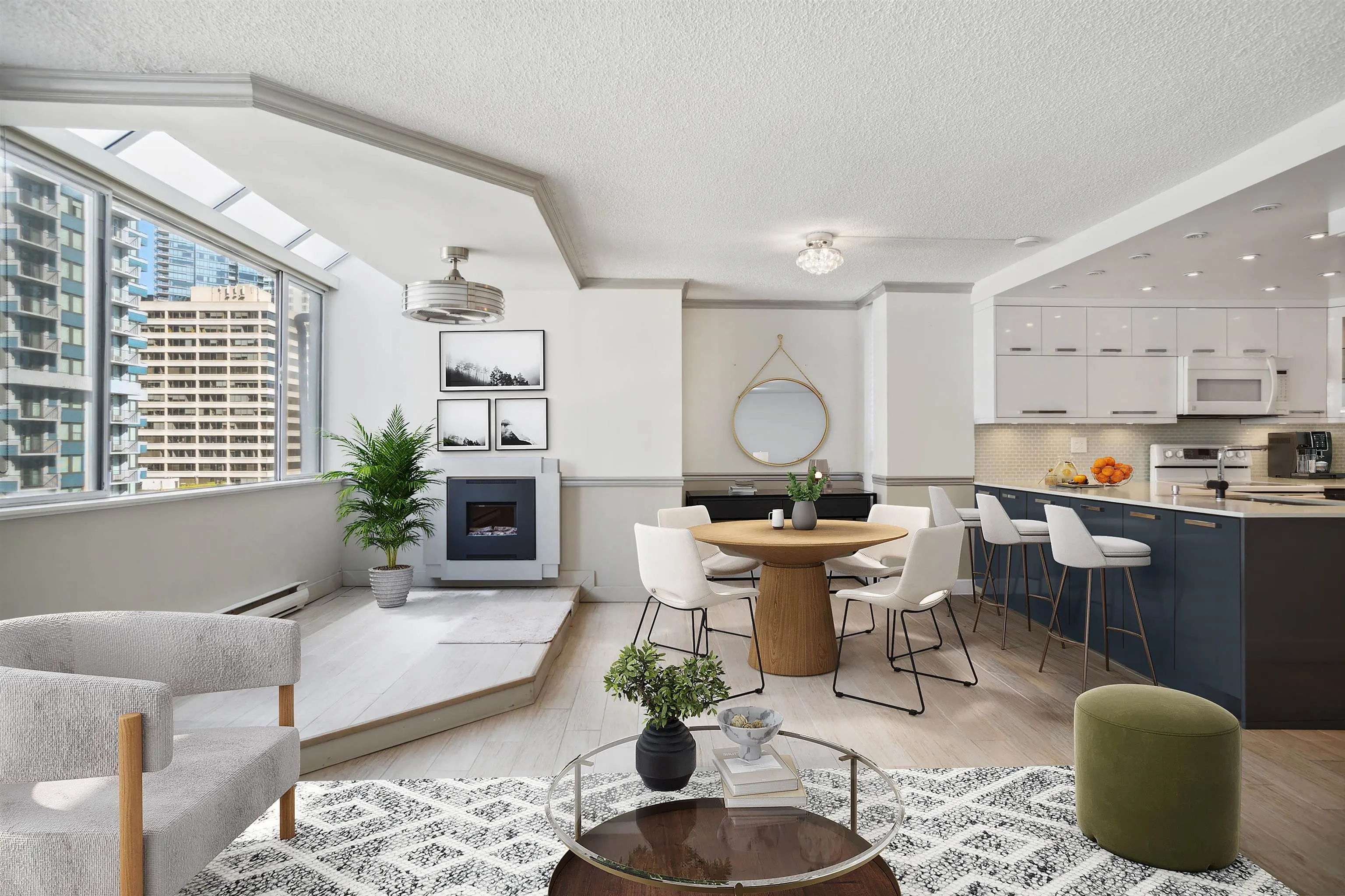 1270 Robson Street #702