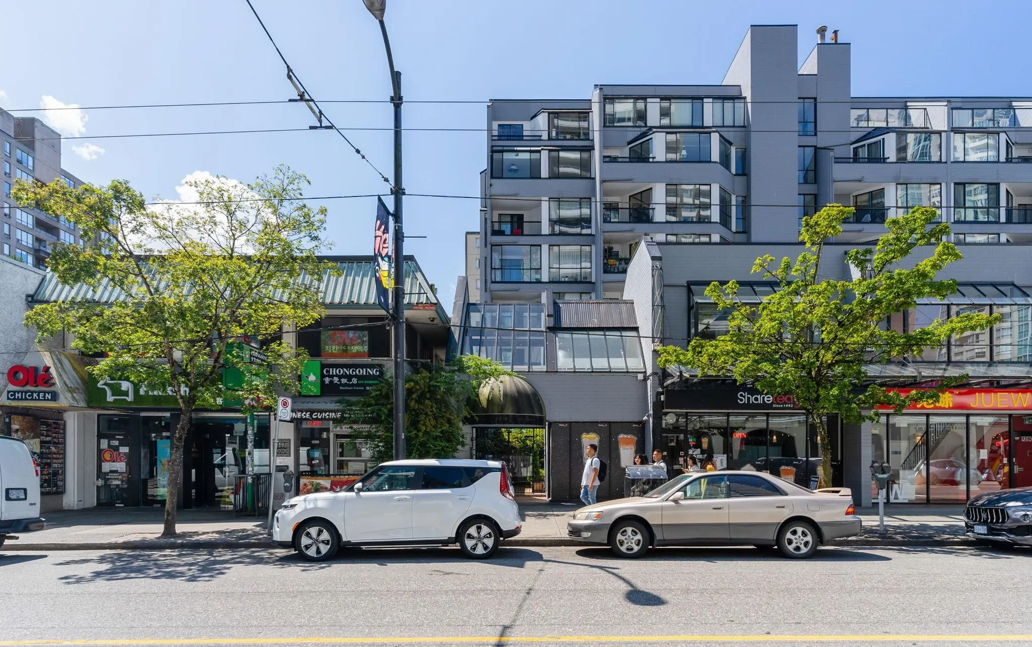1270 Robson Street #702