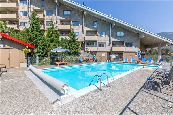 21000 Enzian Way #307A