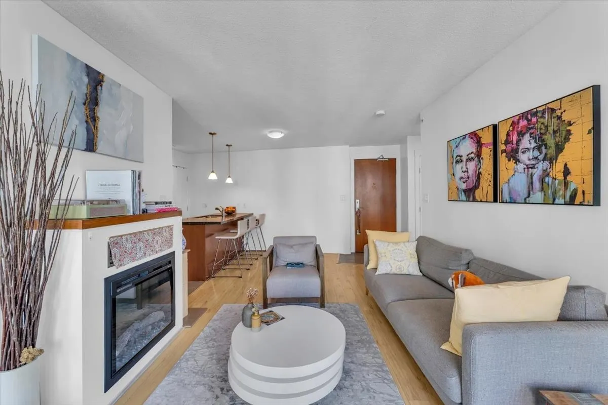 1189 Melville Street #1707