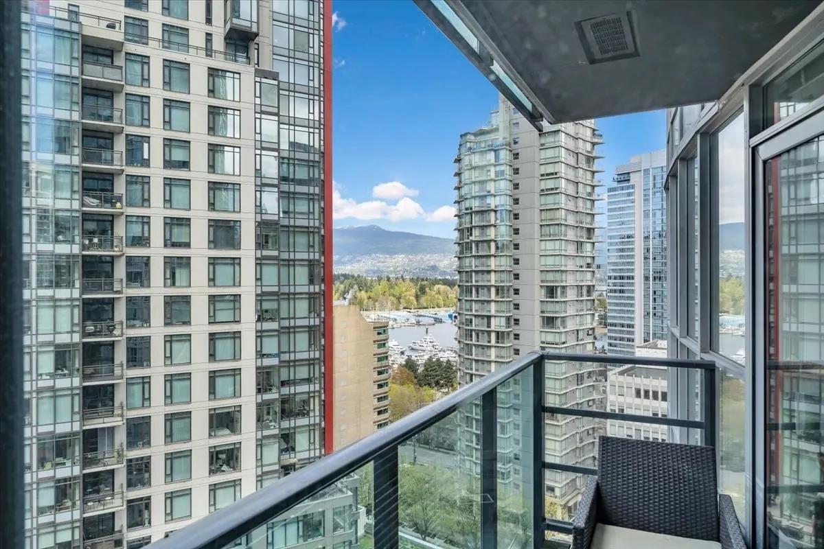 1189 Melville Street #1707