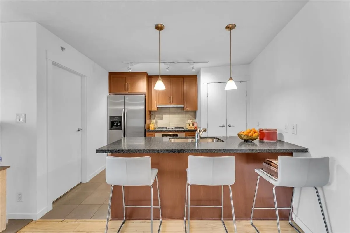 1189 Melville Street #1707