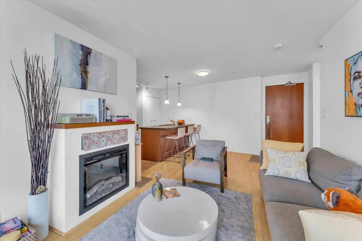 1189 Melville Street #1707