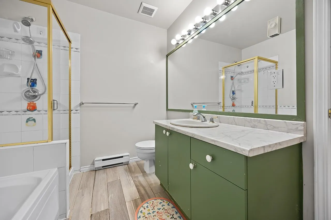 16233 82 Avenue #204