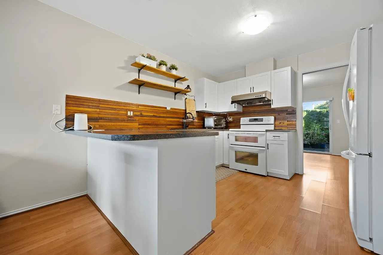 16233 82 Avenue #204