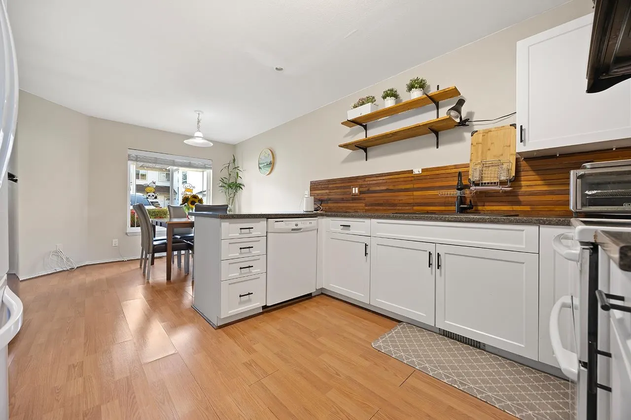 16233 82 Avenue #204