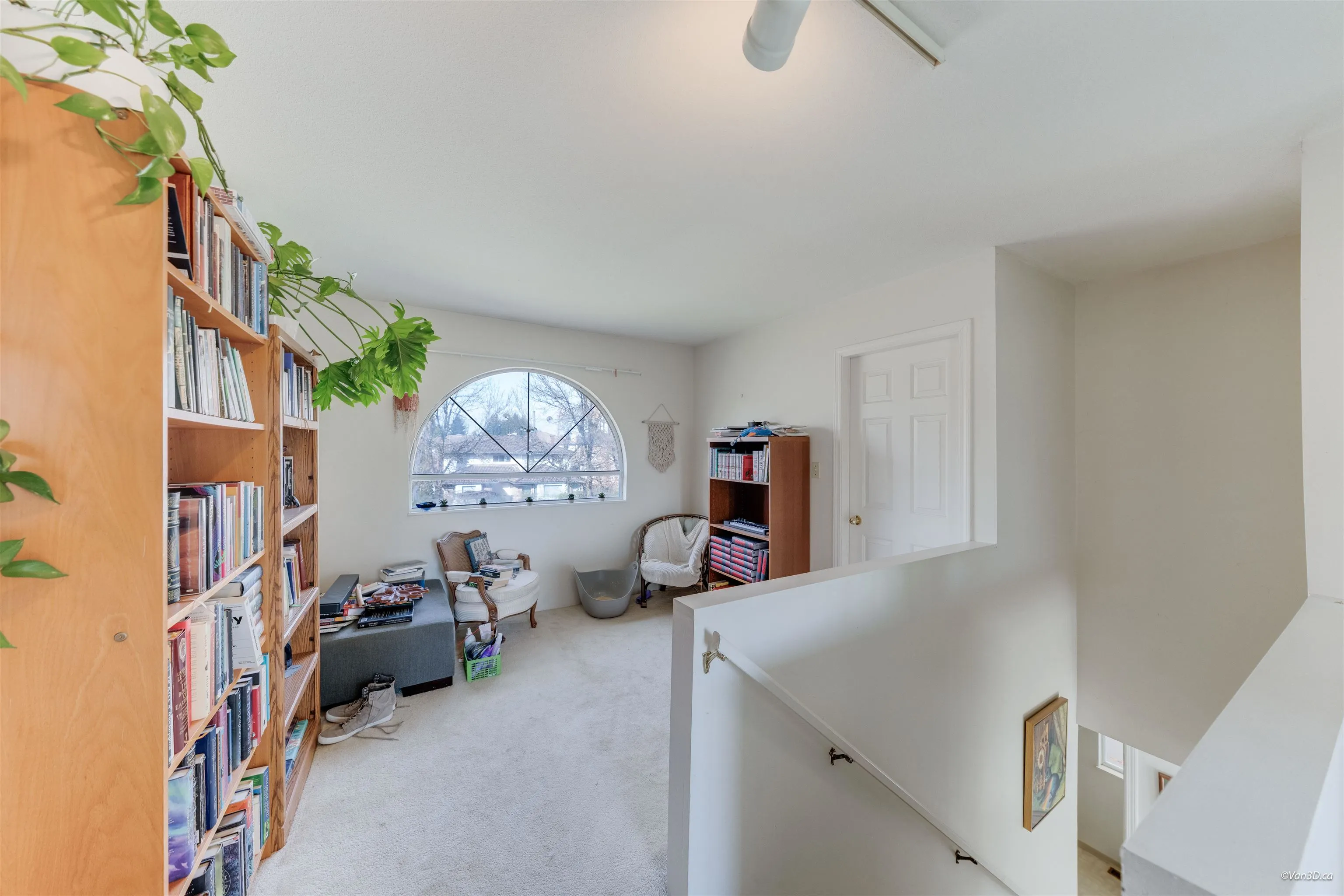 5592 Elizabeth Street