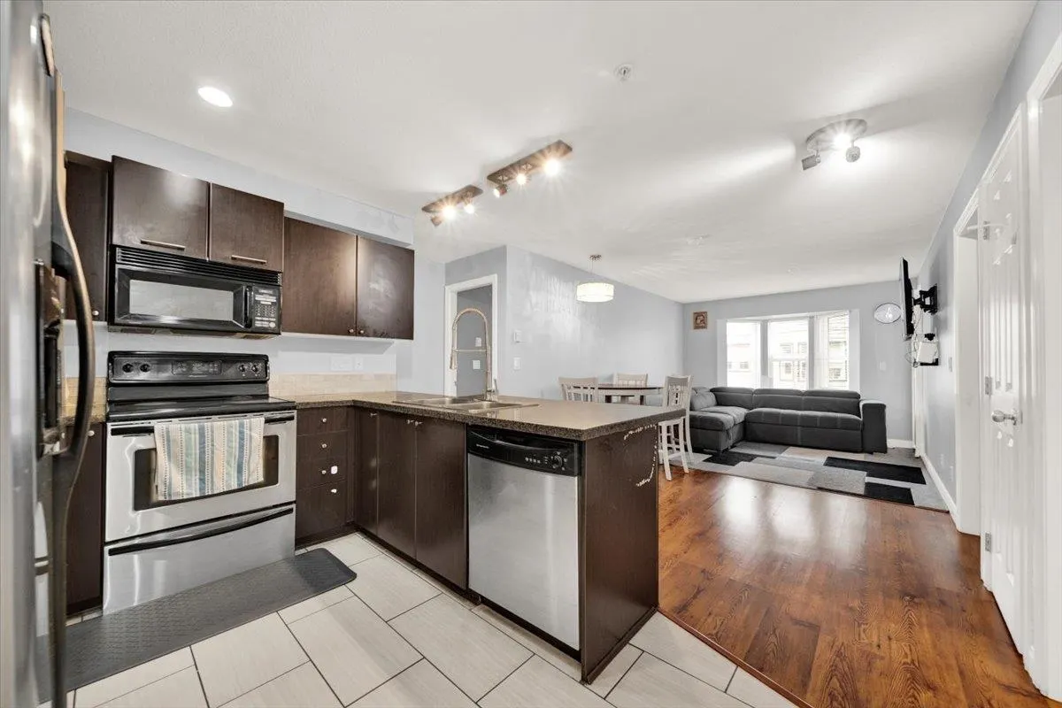 5454 198 Street #210