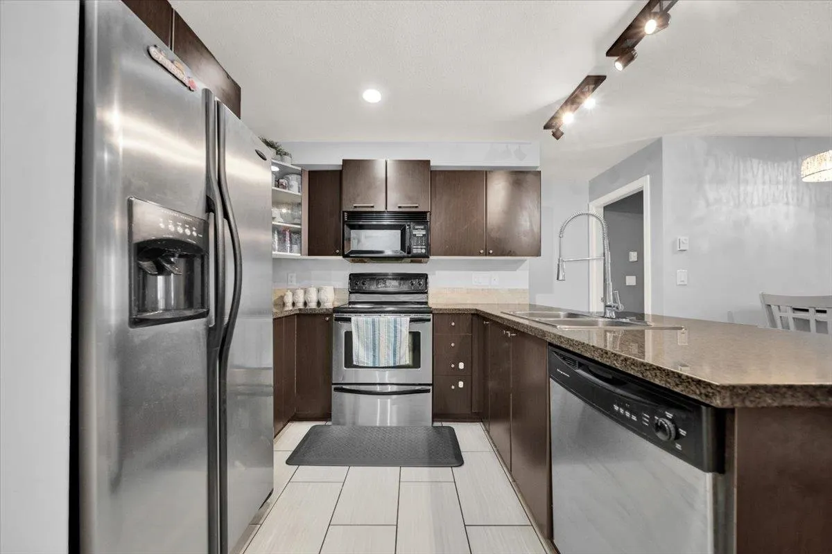5454 198 Street #210