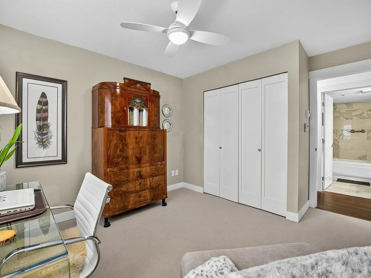1283 Parkgate Avenue #109