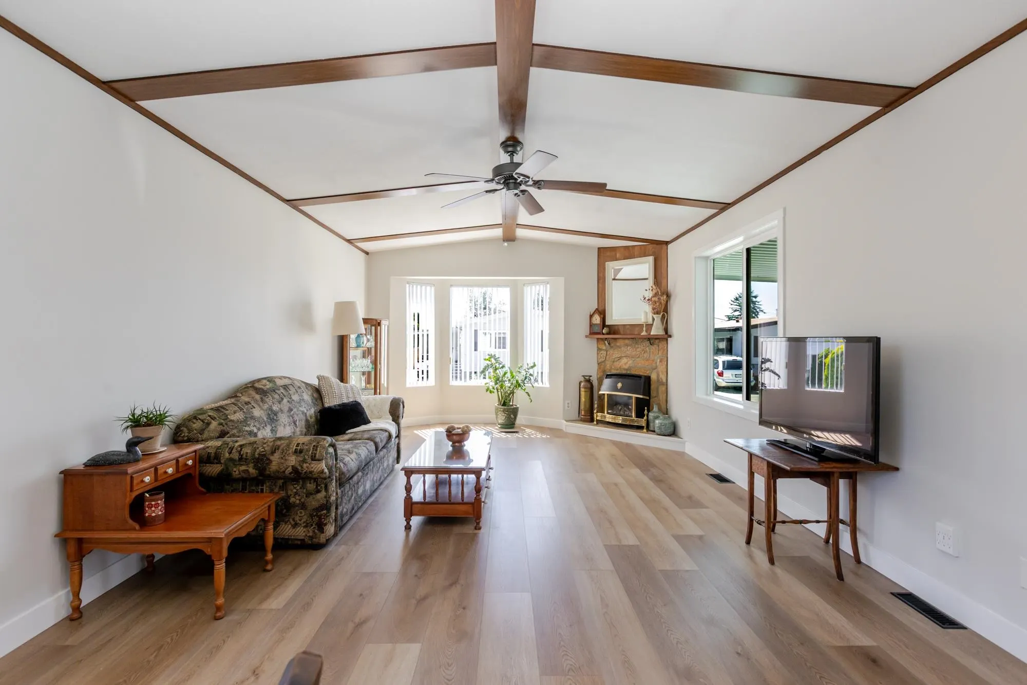 27111 0 Avenue #230