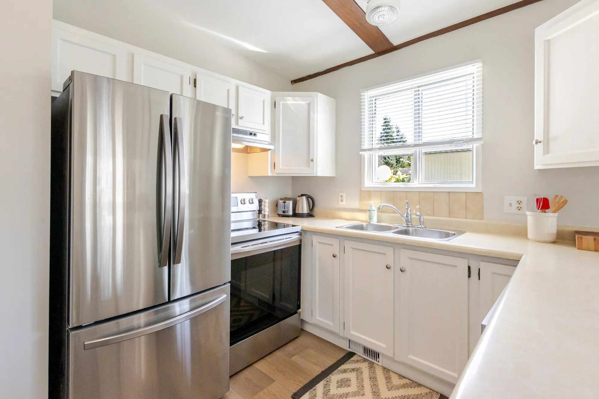 27111 0 Avenue #230