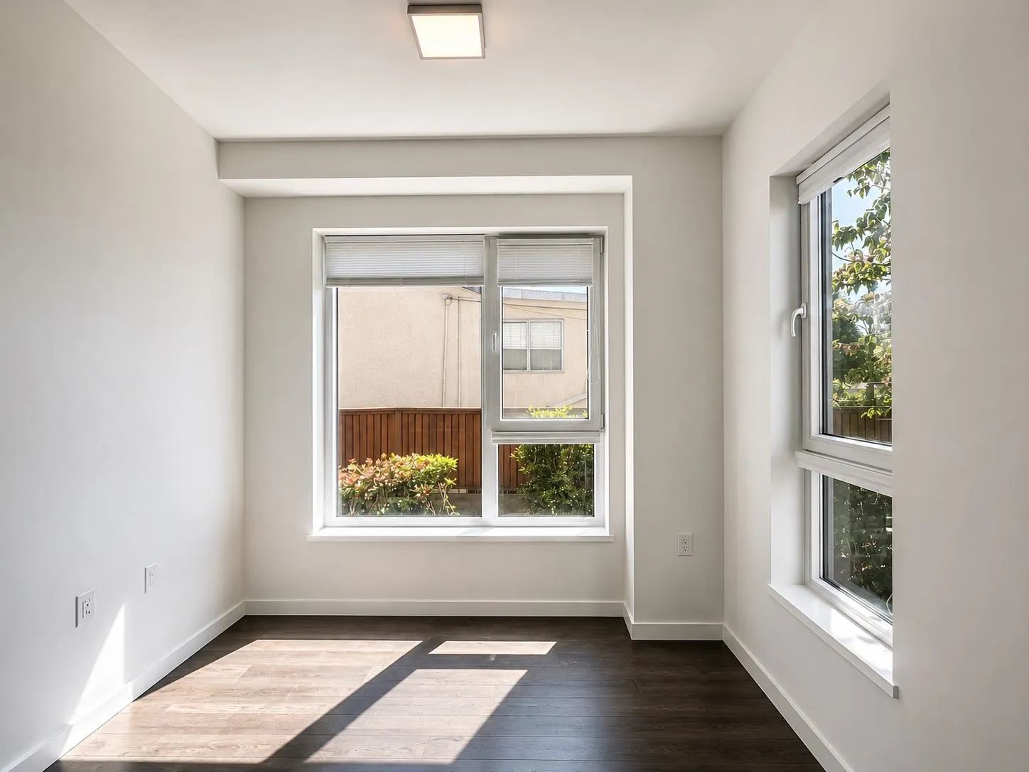 5383 Cambie Street #104