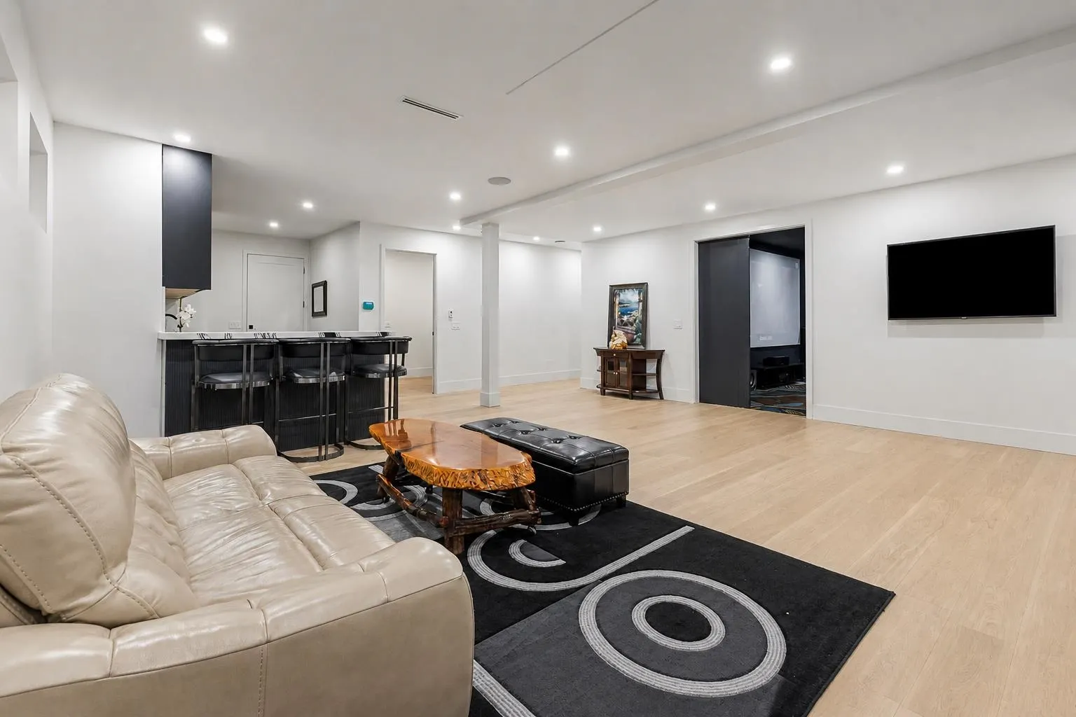 13046 Crescent Road