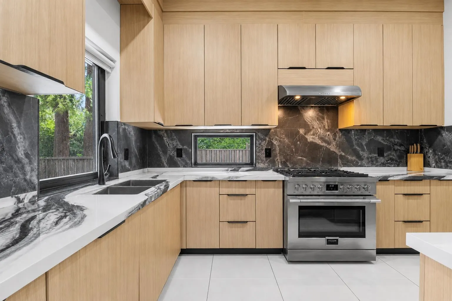 13046 Crescent Road