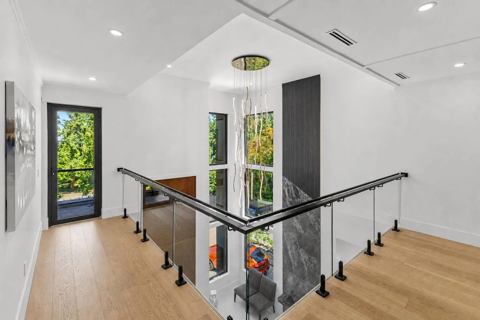 13046 Crescent Road