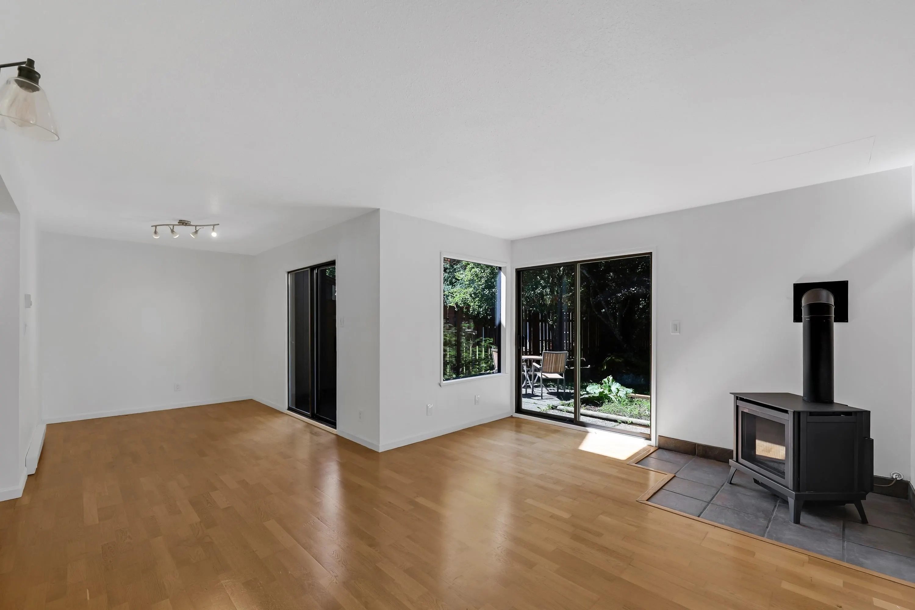 2655 Rhum & Eigg Drive