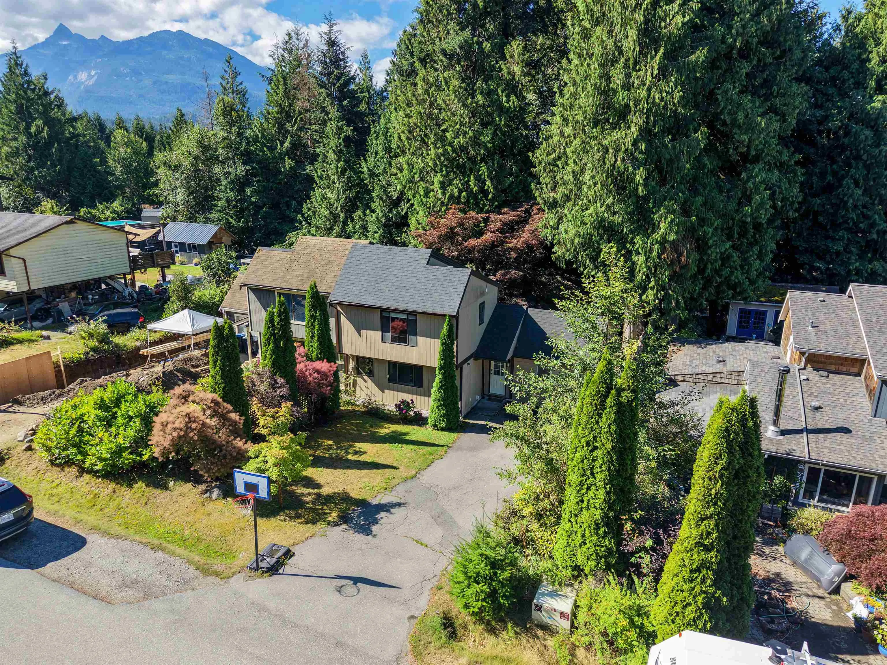 2655 Rhum & Eigg Drive