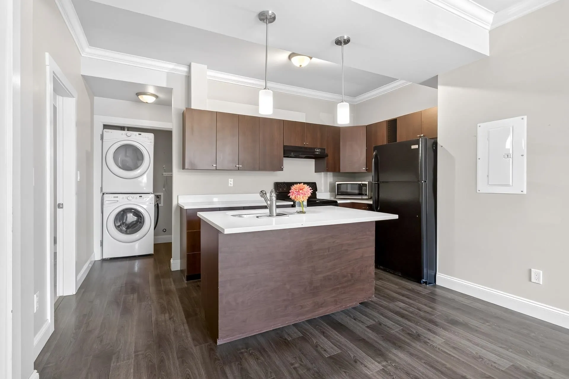 36497 Carnarvon Court