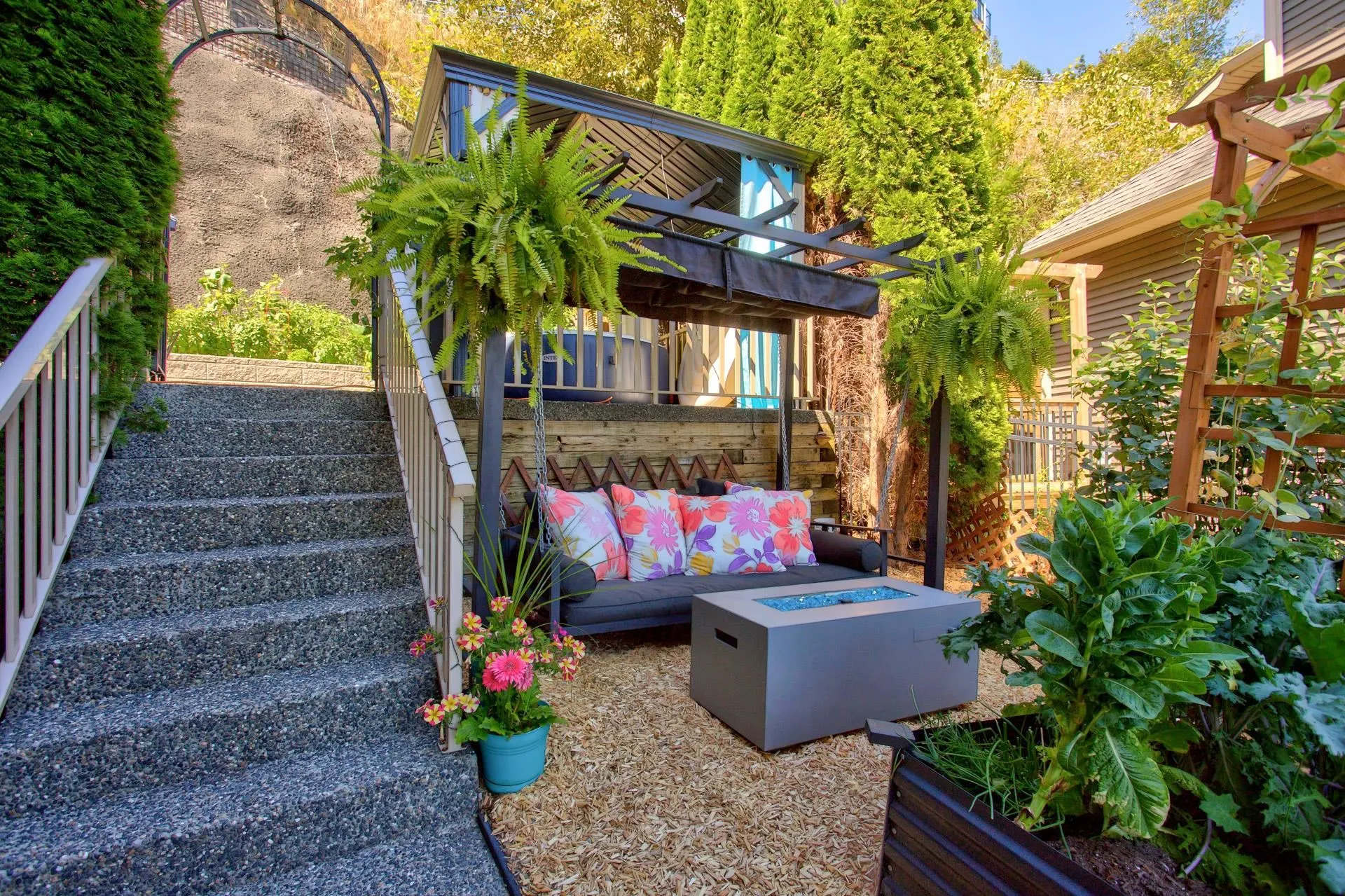 36497 Carnarvon Court