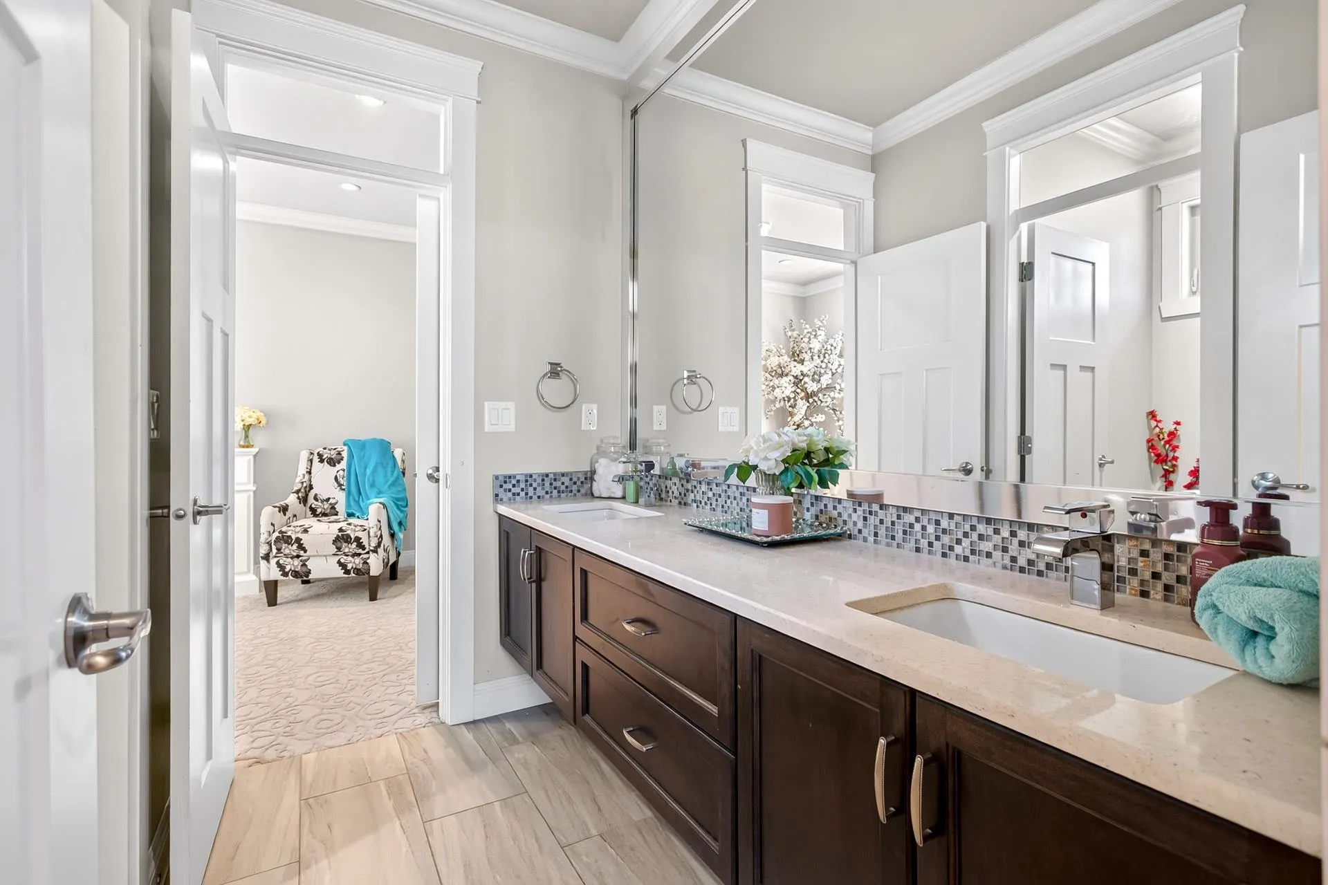 36497 Carnarvon Court