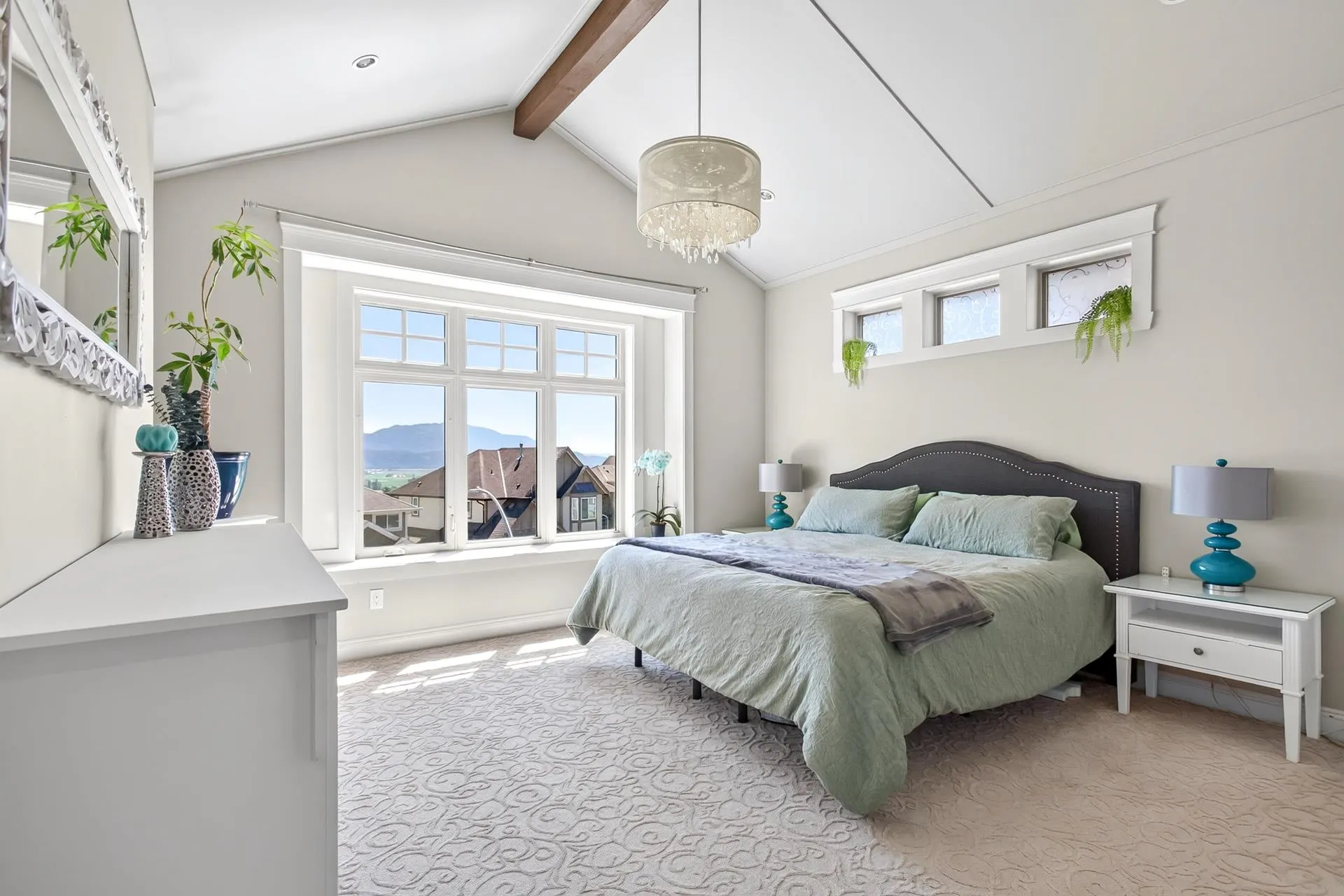36497 Carnarvon Court