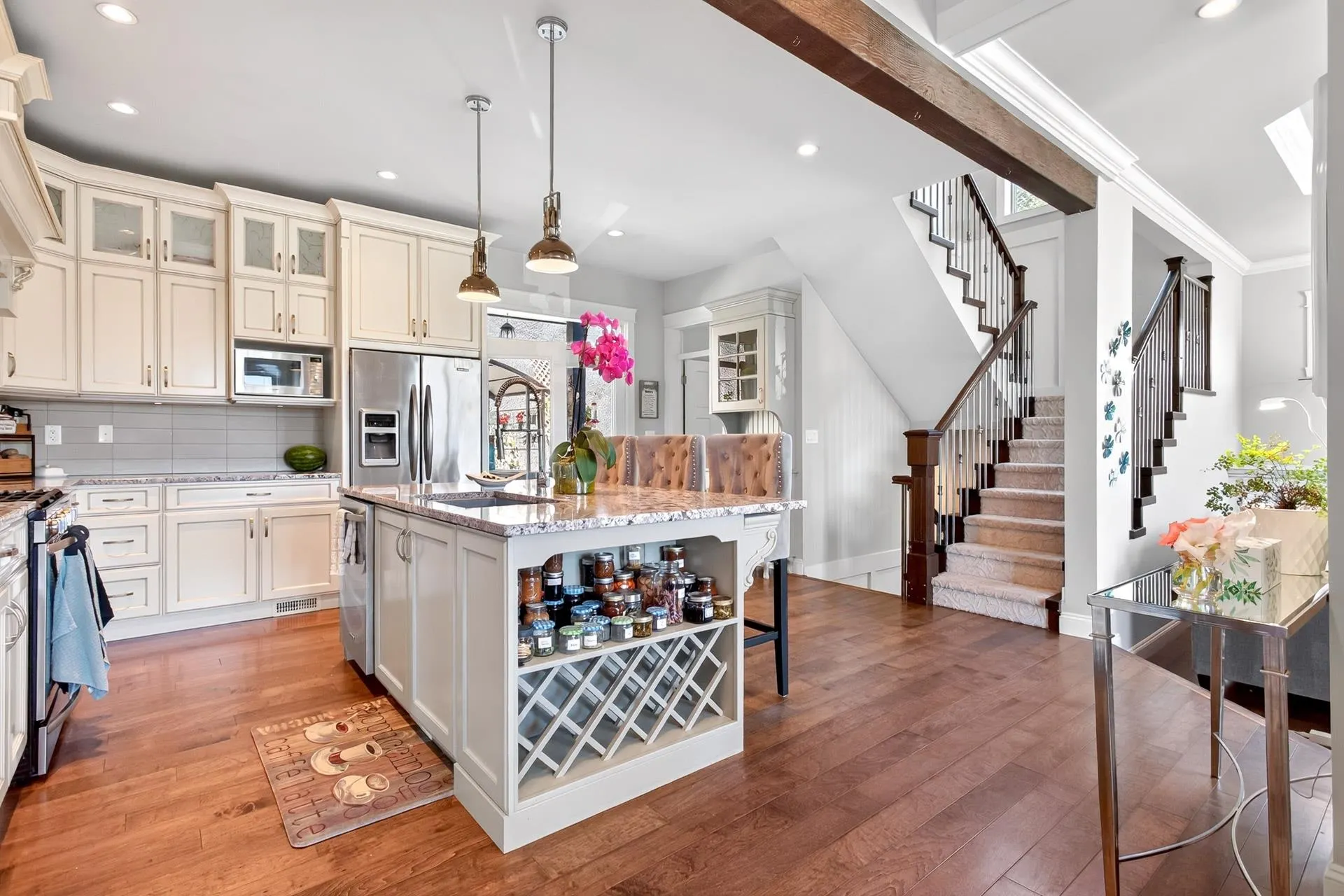 36497 Carnarvon Court